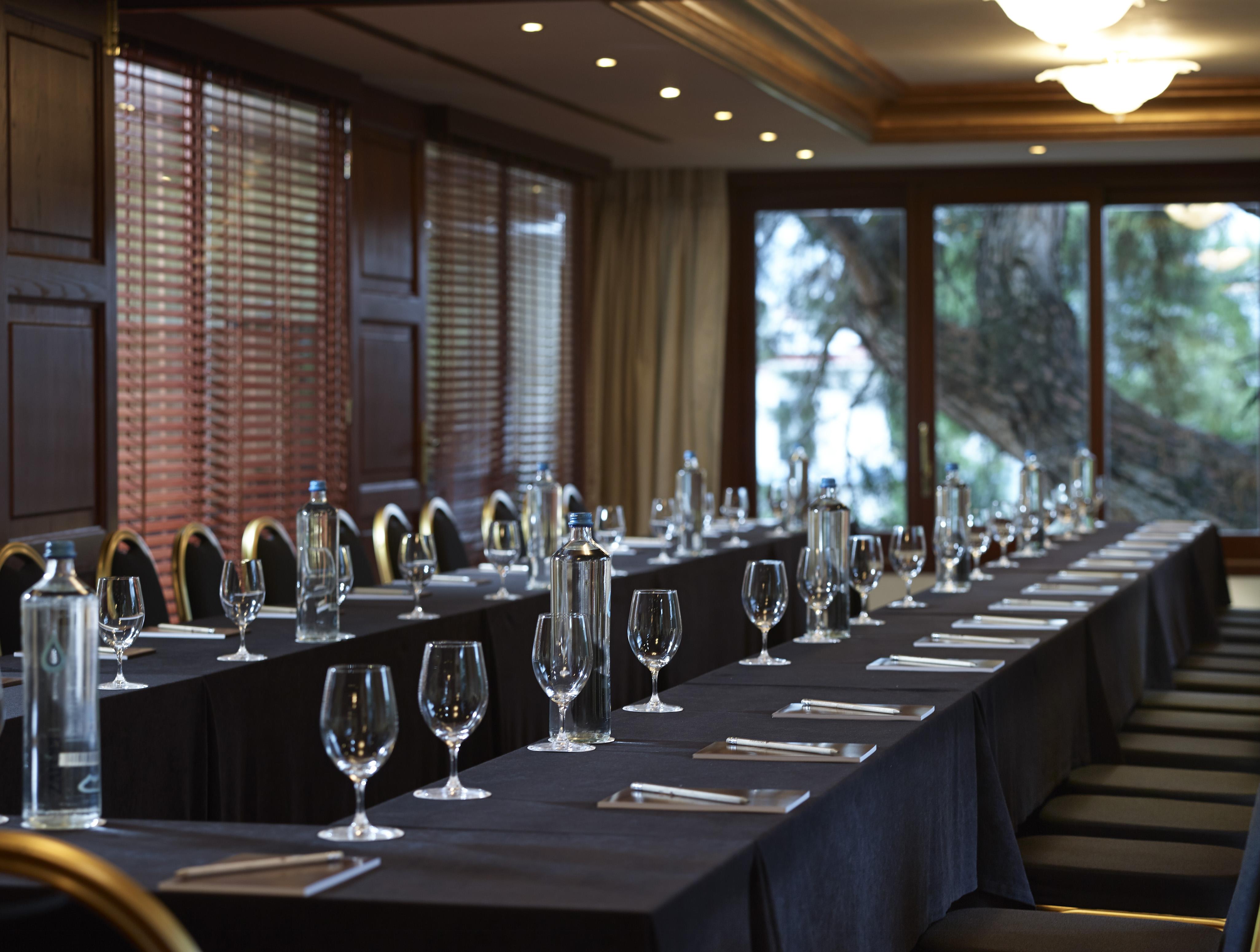 Grand Serai Congress And Spa Ioánina Exterior foto The meeting room